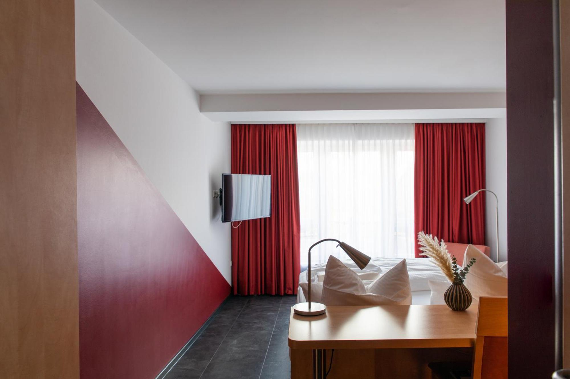 Mein Schlosshotel Heusenstamm Eksteriør bilde